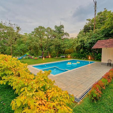 Glen Castle Vagamon Pool Resort By Voye Homes ภายนอก รูปภาพ