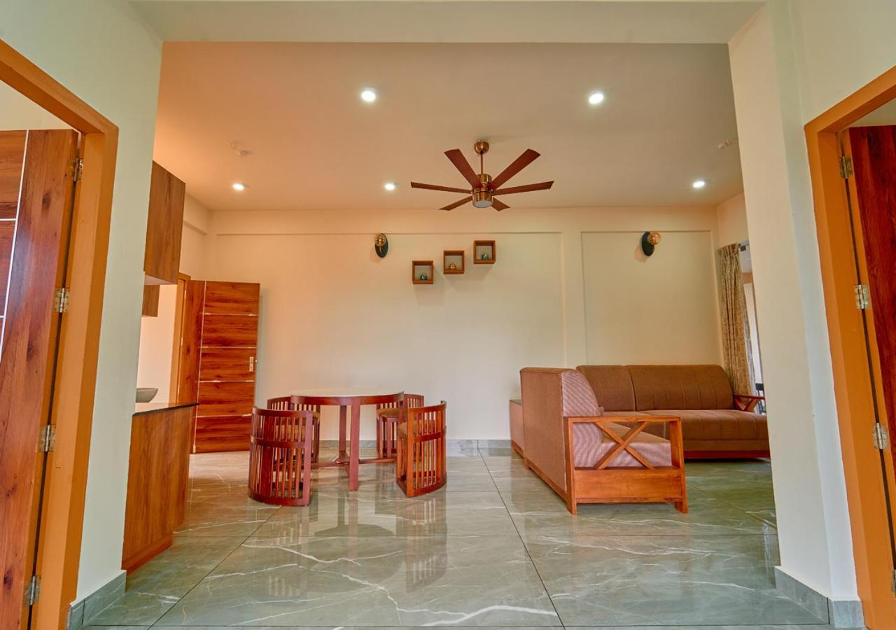 Glen Castle Vagamon Pool Resort By Voye Homes ภายนอก รูปภาพ