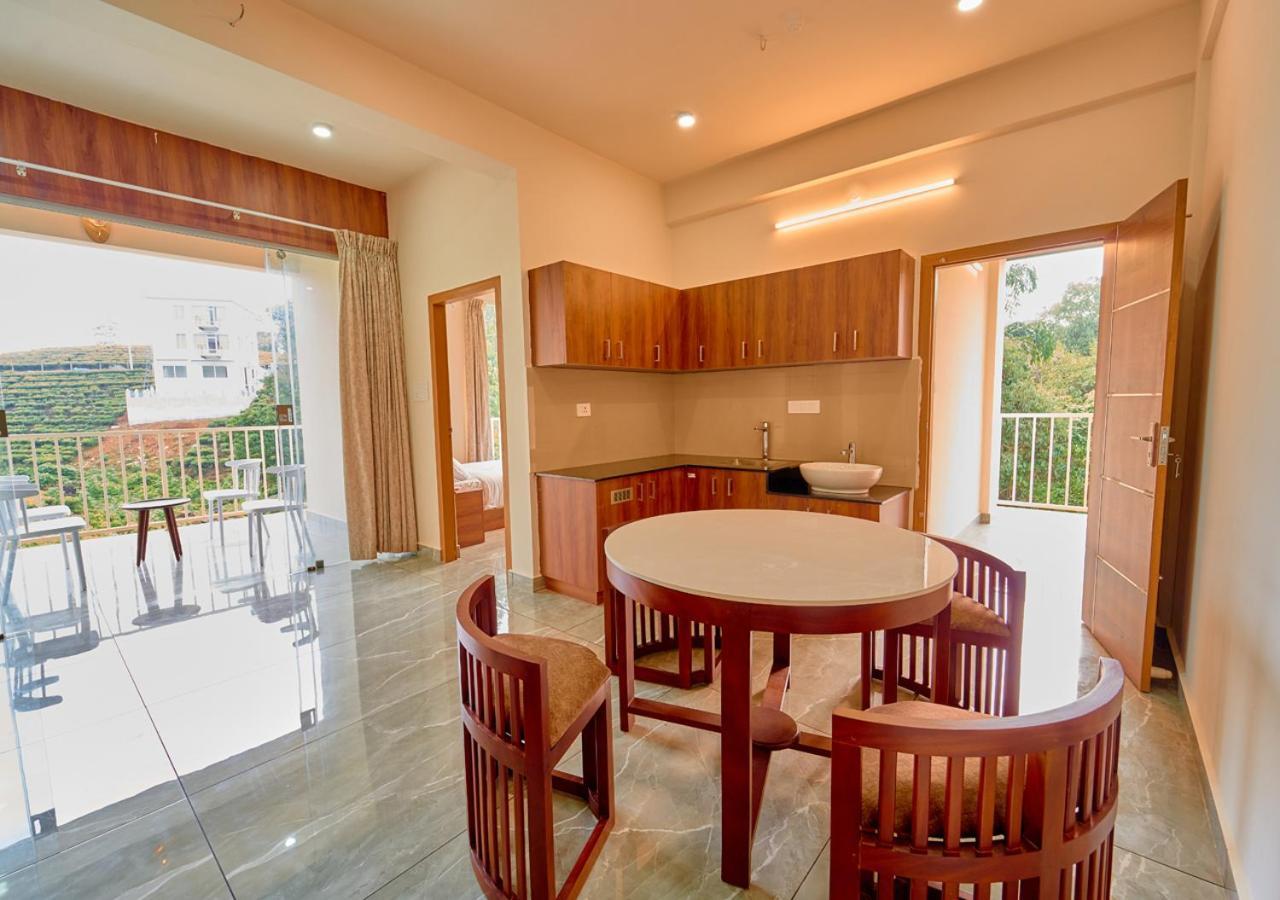 Glen Castle Vagamon Pool Resort By Voye Homes ภายนอก รูปภาพ